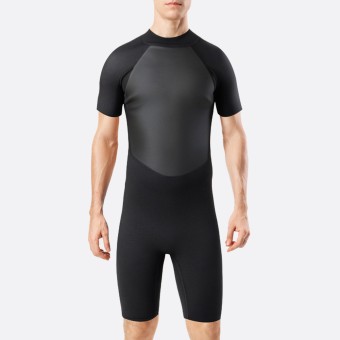 Comfortable and flexible stretch men's short wetsuit