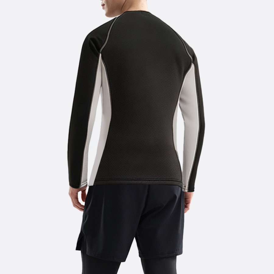 Comfortable and simple warm men's wetsuit top