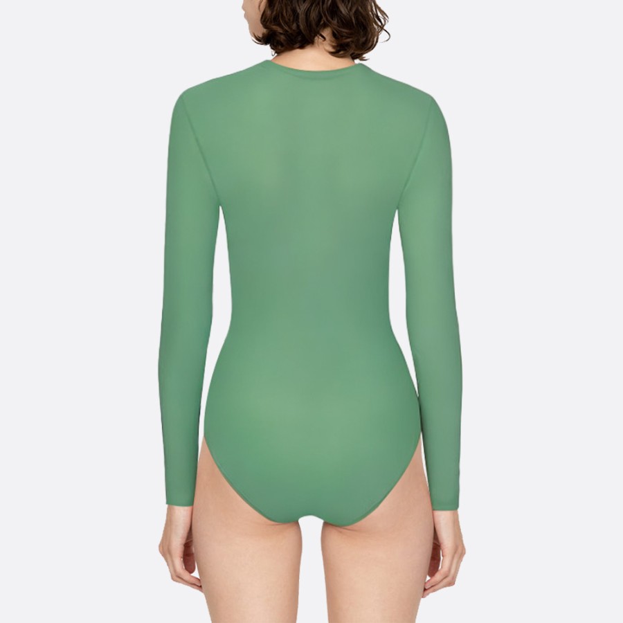 Green women's zip front long sleeve wetsuit